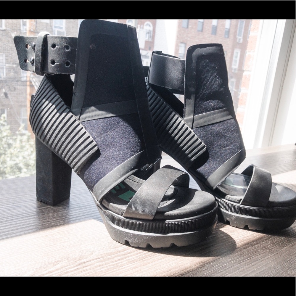 Sorel Medina Sandals High Heel Size 7.5